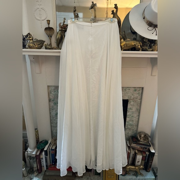 BHLDN Bridal Skirt, size 2 - Picture 8 of 8